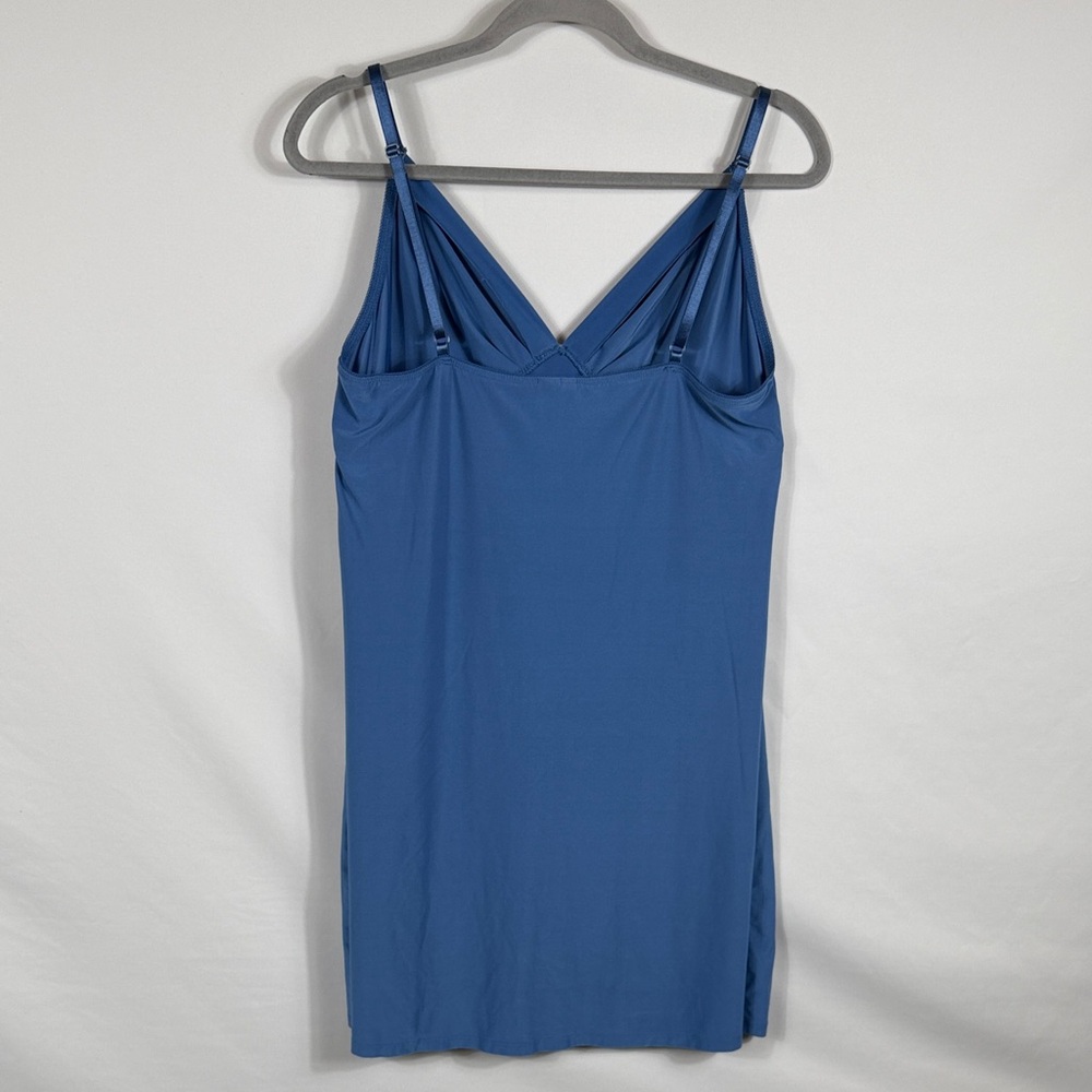 Ambrielle Blue Chemise White Accents. Bow details. Adjustable Straps. Size L - Picture 4 of 6